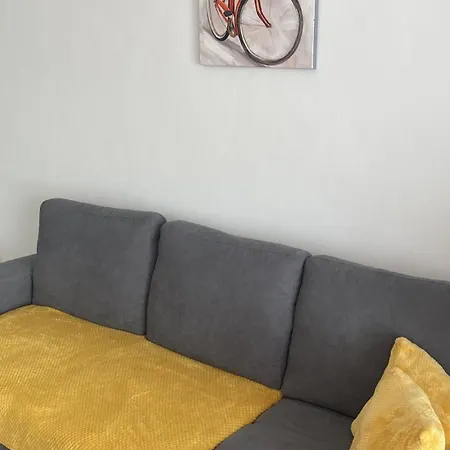 Carolina With Huge Terrace Apartment Benalmadena
