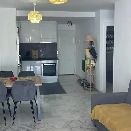 Carolina With Huge Terrace Apartment *